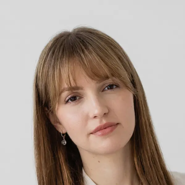 Портрет: Илларионова Мария Петровна — клинический психолог. «Другая Клиника», Ульяновск